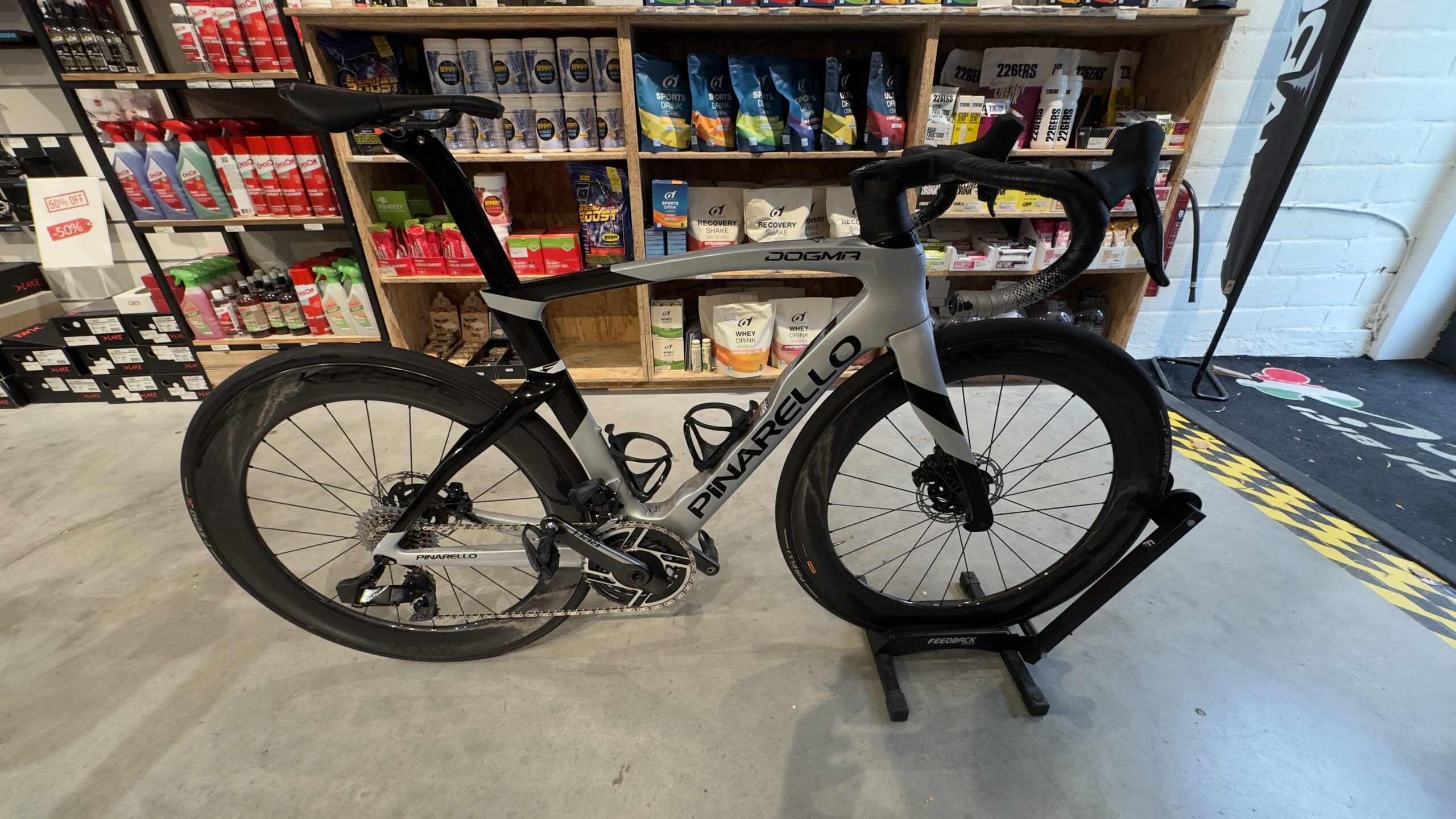 Pinarello - Dogma F - Afbeelding 4